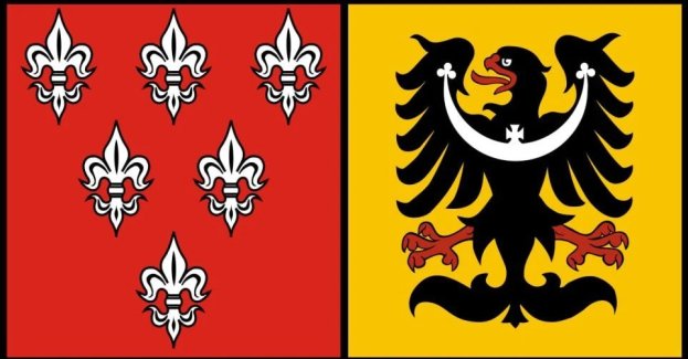 Ziemie te przypadły w 1198 Jarosławowi opolskiemu (1160–1201), najstarszemu synowi księcia wrocławskiego Bolesława Wysokiego (1127–1201), od 1173 księciu opolskiemu i jednocześnie biskupowi wrocławskiemu w  latach 1198–1201. Po jego śmierci w 1201 następca Bolesława Wysokiego Henryk Brodaty (1170–1238) pozostawił we władaniu biskupstwa kasztelanię otmuchowską  jako uposażenie stołu biskupiego oraz ziemię nyską.