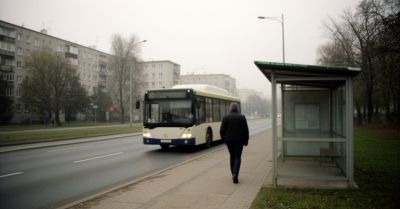 Dzielnicowy zatrzymał poszukiwanego przed służbą